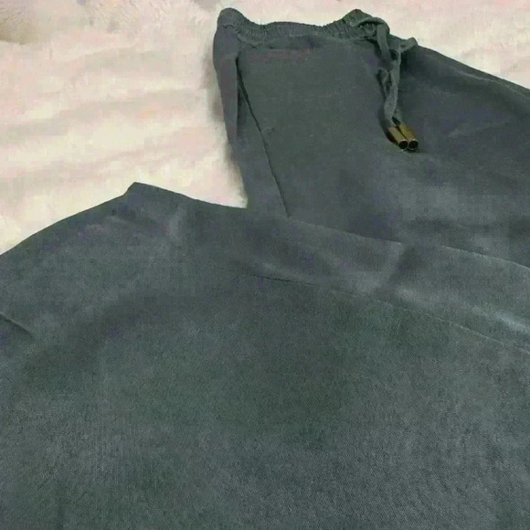 H&M woman’s ocean  blue casual flare wide legged pants jogger style in size 2 - Picture 3 of 9